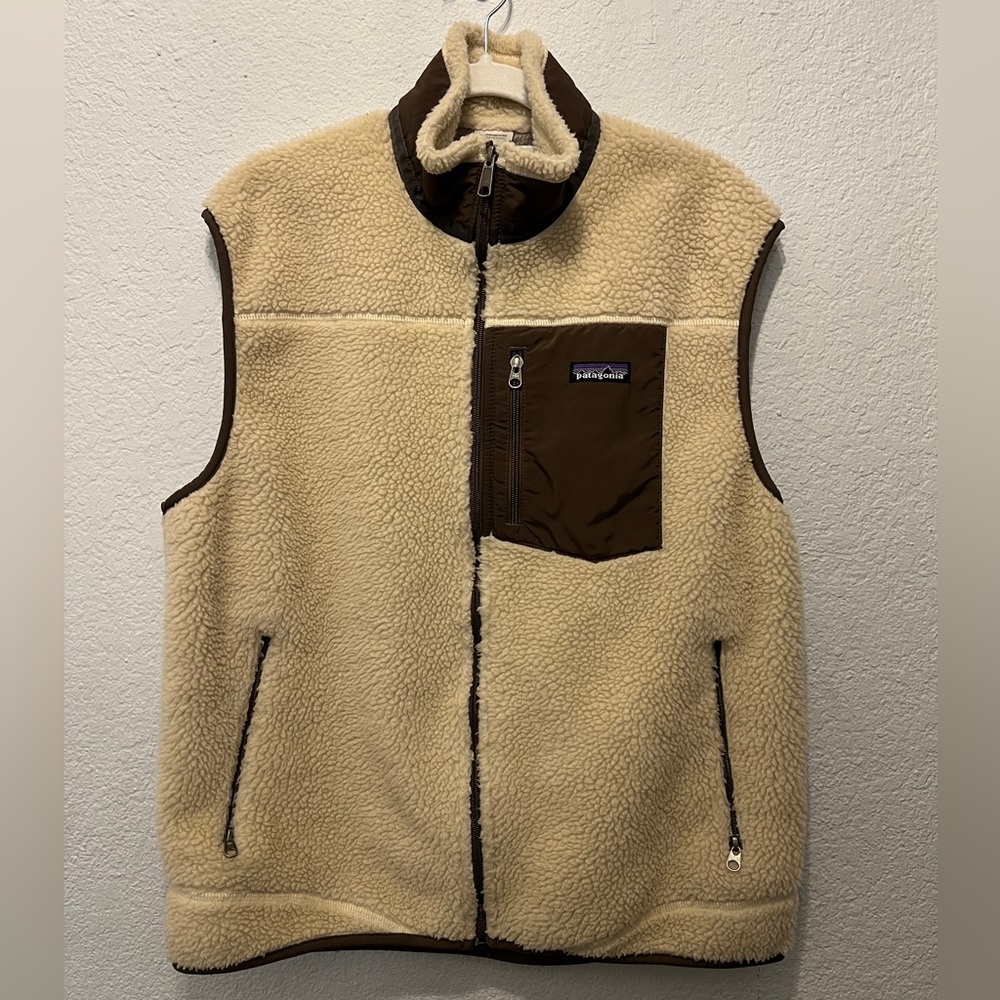 Patagonia Fall 2009 Fleece/Sherpa Vest Natural Deep Pile Cream/Brown (Flawless)